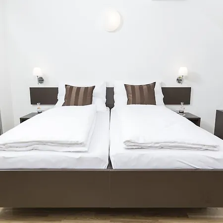 Gaestezimmer By Joechlinger