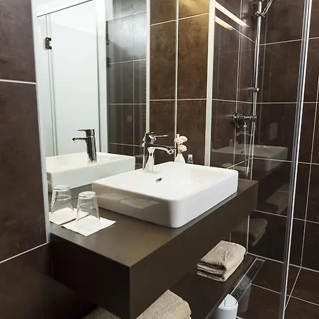 Gaestezimmer By Joechlinger Gerasdorf bei Wien